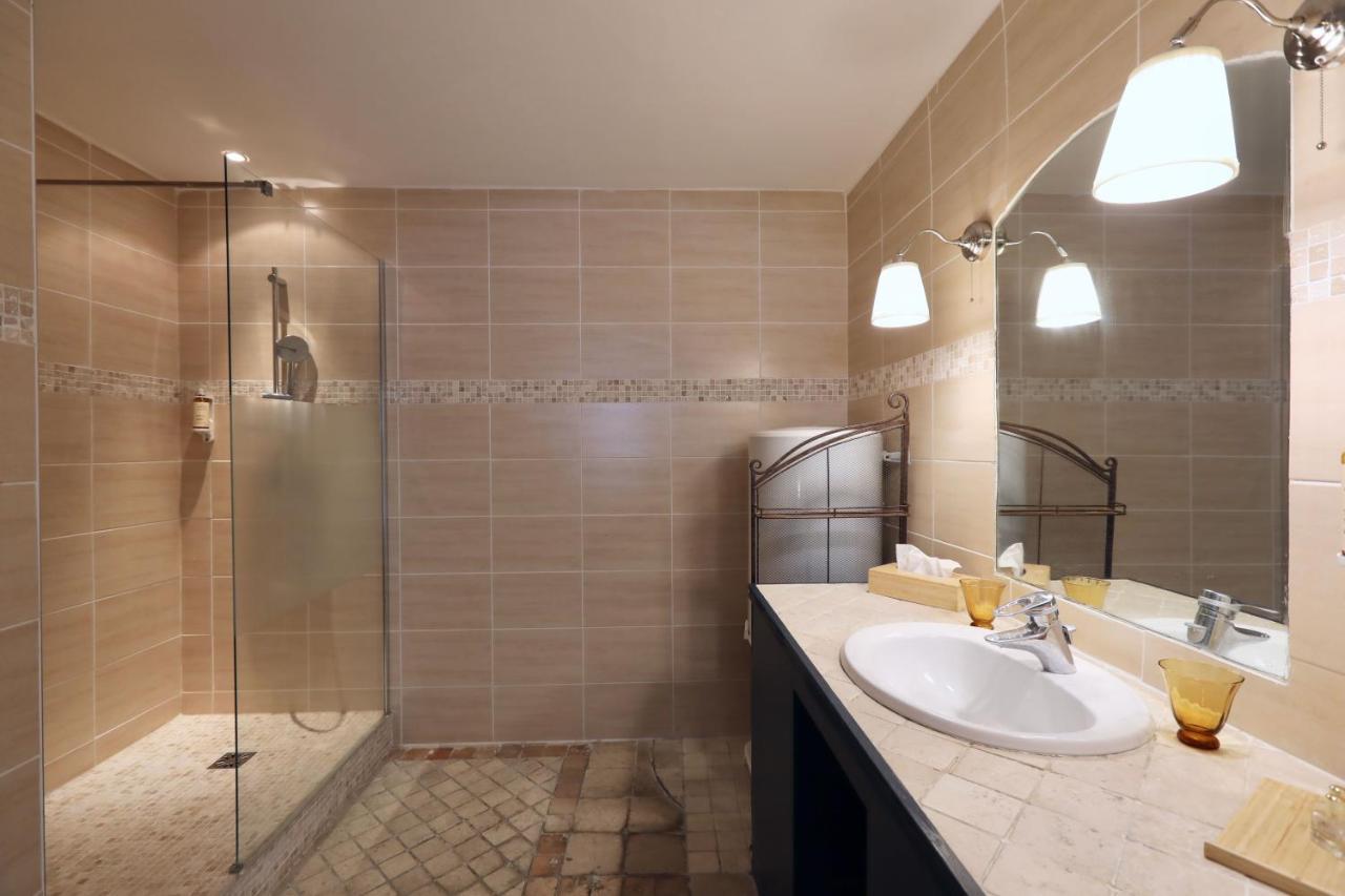 Les Canoubiers Luxe Et Serenite Au Coeur De Saint-Tropez Suites Spacieuses Avec Jardin Enchanteur Bagian luar foto